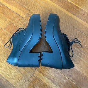 black lace up platform heels